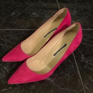 Pink suede Manolo Blahnik pumps
